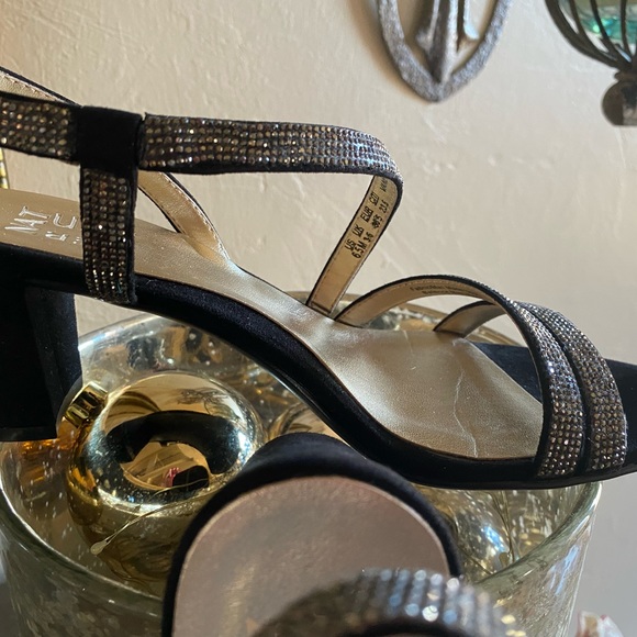 Dress Sandels - Picture 7 of 16